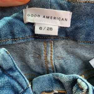 Good American jeans size 6 28 stretch destroyed skinny